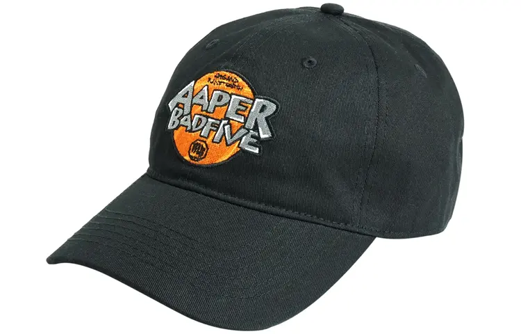 Бейсболка унисекс черная LINING 
Бейсболка унисекс черная LINING