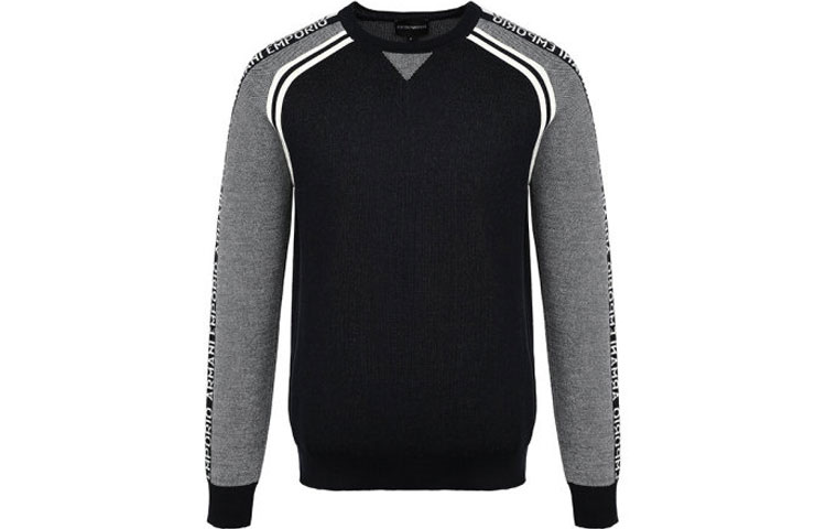 Свитер мужской темно-синий EMPORIO ARMANI
Свитер мужской темно-синий EMPORIO ARMANI