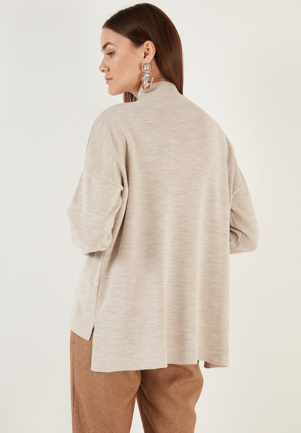 Джемпер LELA, цвет Beige
Джемпер LELA, цвет Beige