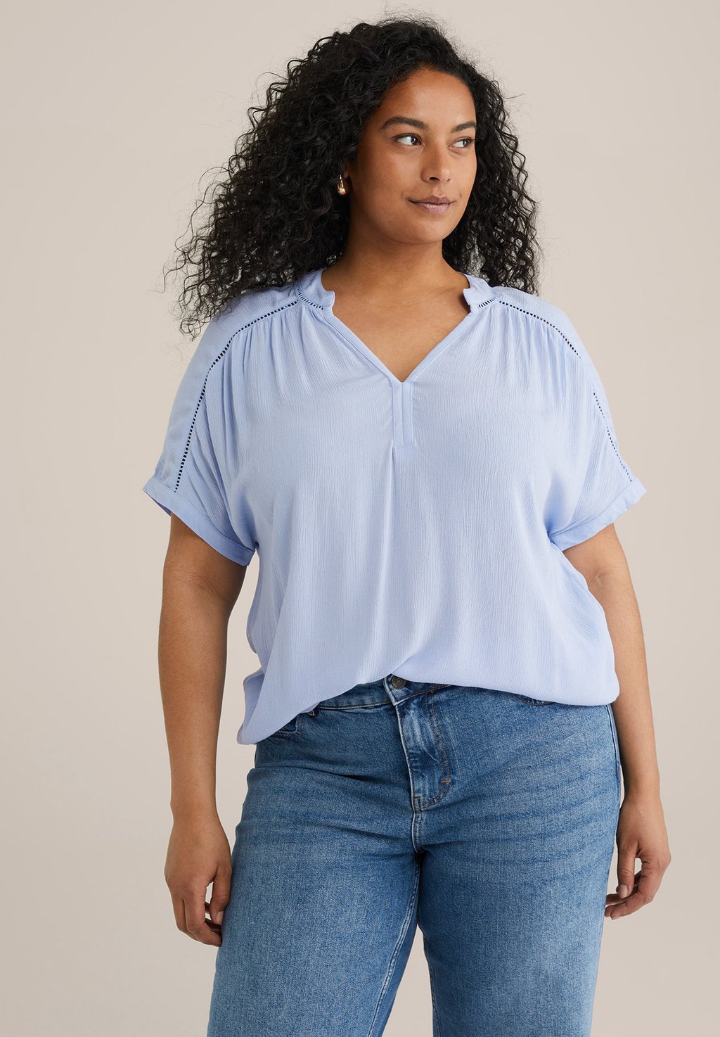 Блуза CURVE WE Fashion, светло-коричневый 
Блуза CURVE WE Fashion, светло-коричневый