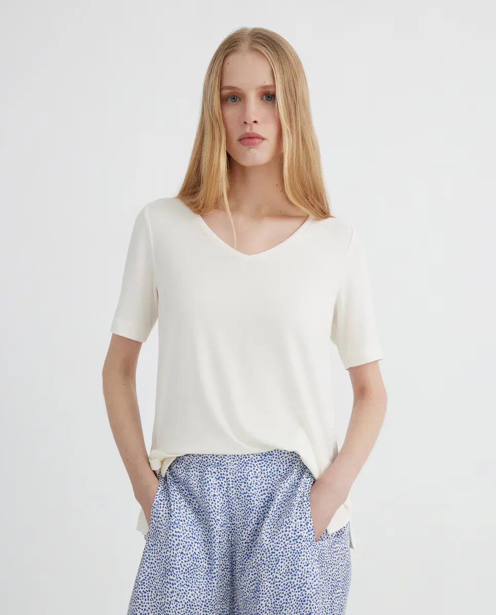 Футболка с короткими рукавами и V-образным вырезом Guitare, цвет Crudo
Футболка с короткими рукавами и V-образным вырезом Guitare, цвет Crudo