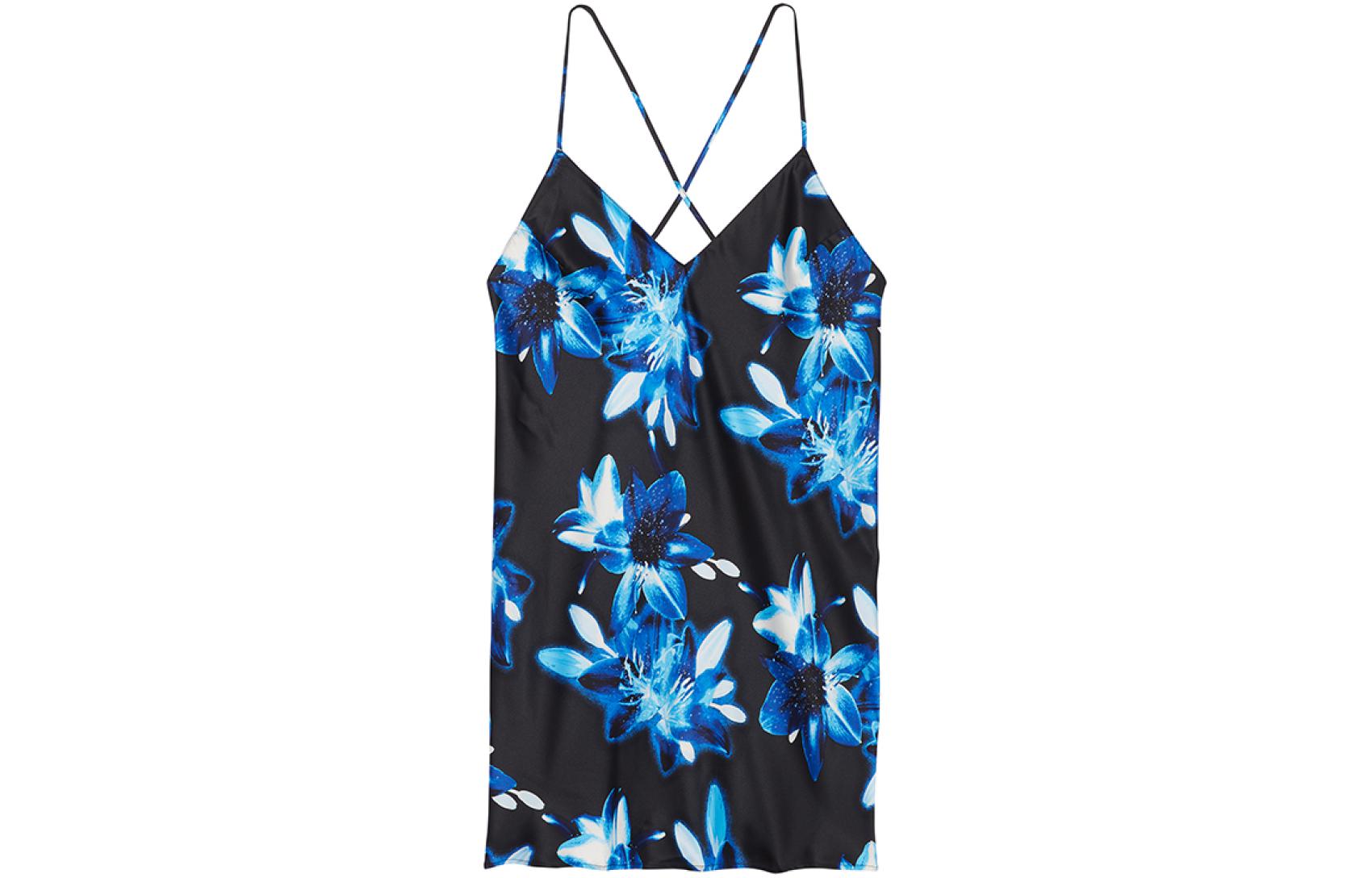 Ночная сорочка из сатина с открытой спиной Victoria's Secret черного цвета с синим цветочным принтом
Ночная сорочка из сатина с открытой спиной Victoria's Secret черного цвета с синим цветочным принтом