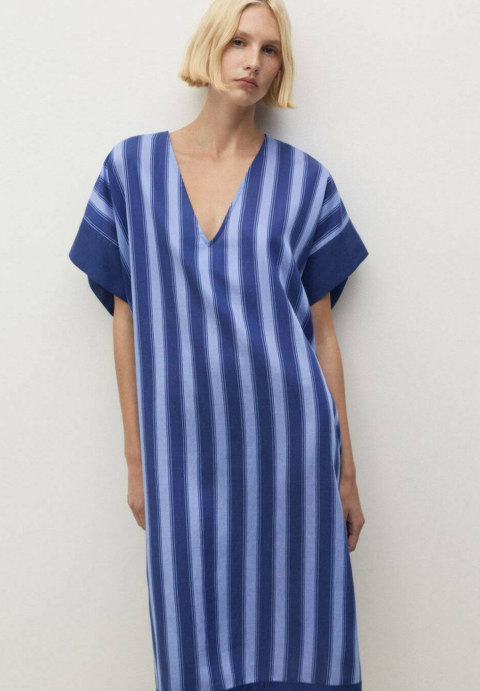 Ночная рубашка KAFTAANI Mango, темно-синий 
Ночная рубашка KAFTAANI Mango, темно-синий