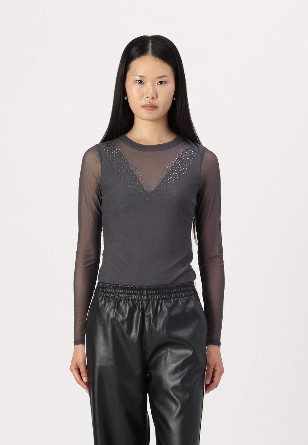 Футболка с принтом ONLPARIS STONE BODY ONLY, серый
Футболка с принтом ONLPARIS STONE BODY ONLY, серый