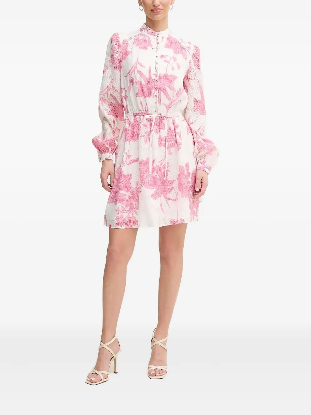 Платье мини на пуговицах с цветочным принтом GUESS USA, белый
Платье мини на пуговицах с цветочным принтом GUESS USA, белый