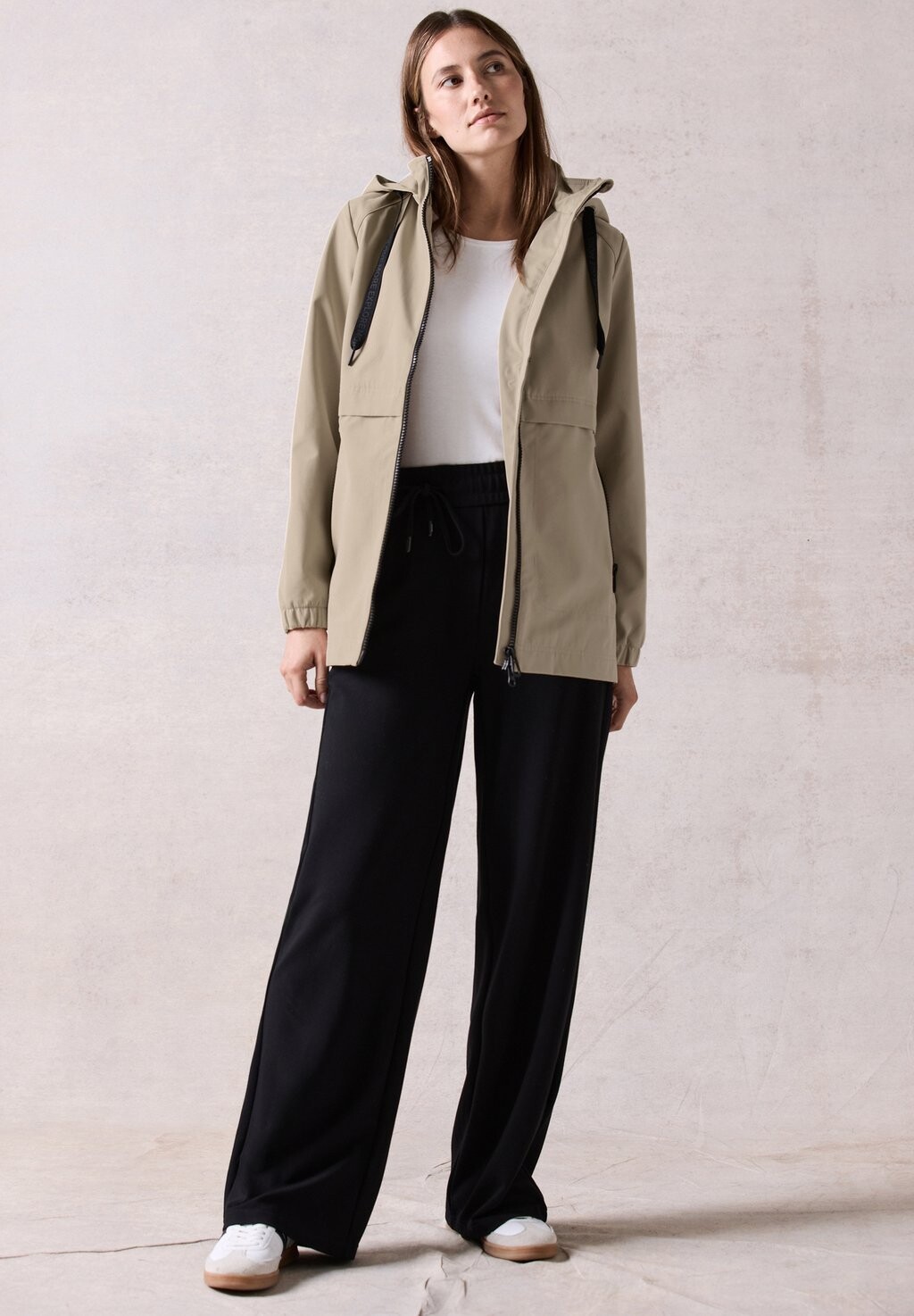 Короткое пальто Cecil, бежевый
Короткое пальто Cecil, бежевый