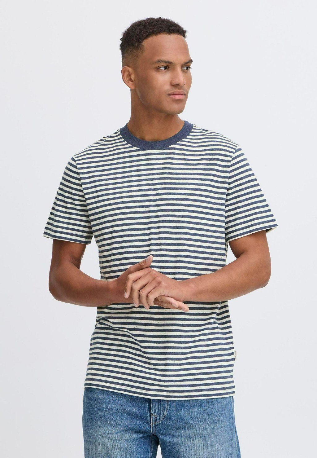 Футболка с принтом BHJELTE Blend, синий
Футболка с принтом BHJELTE Blend, синий