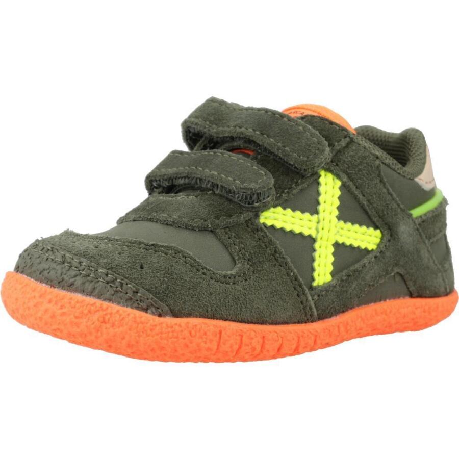 Кроссовки Munich модель Goal 1594 цвет зеленый
Кроссовки Munich модель Goal 1594 цвет зеленый