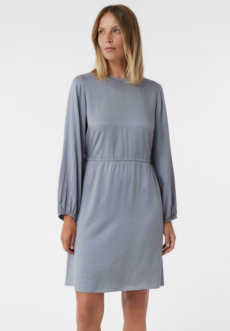 Платье comma Day dress, Schiefergrau/Grey
Платье comma Day dress, Schiefergrau/Grey