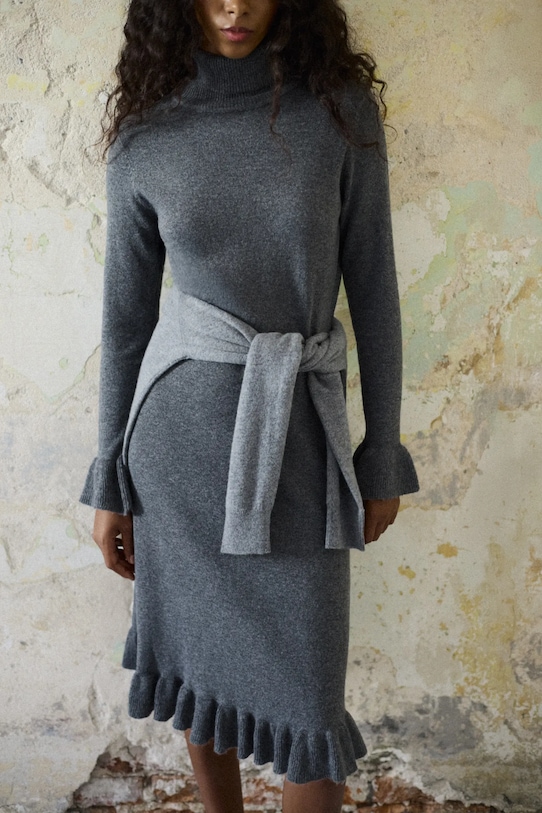 Кашемировое платье Answear.Lab, серый
Кашемировое платье Answear.Lab, серый