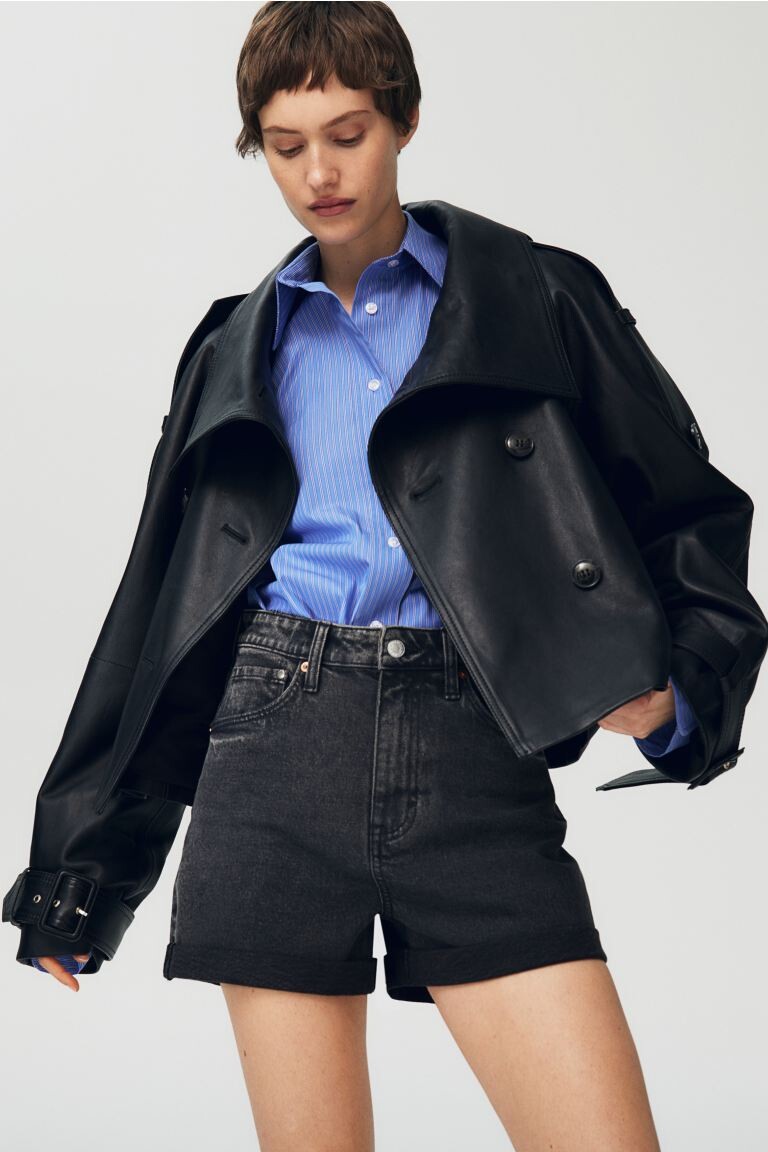 Джинсовые шорты mom из ультравысокого денима H&M, черный
Джинсовые шорты mom из ультравысокого денима H&M, черный