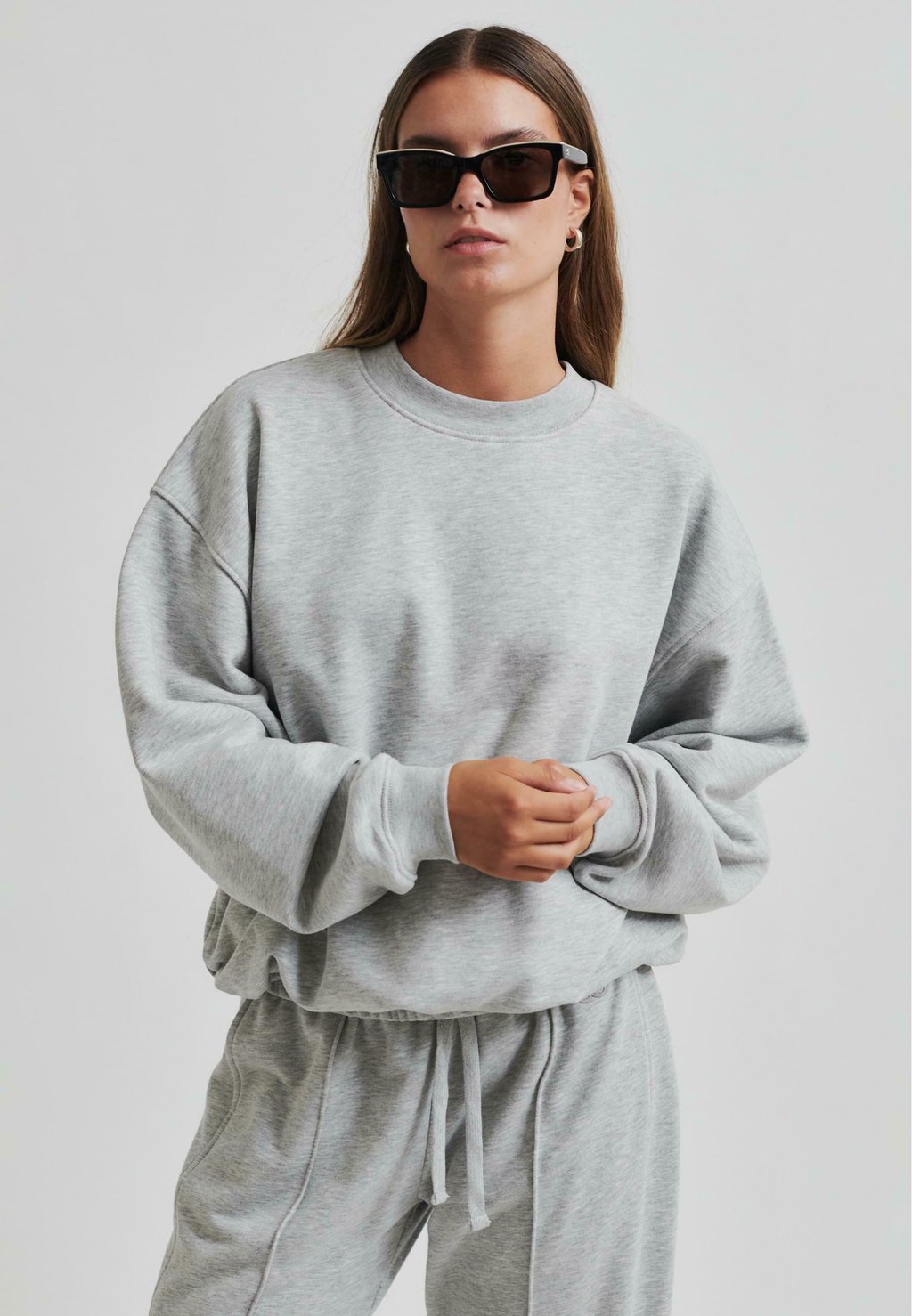 Толстовка ABADELL BALLOON Second Female, серый
Толстовка ABADELL BALLOON Second Female, серый