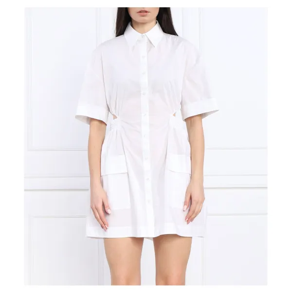 Платье Кристиана Hugo, белый
Платье Кристиана Hugo, белый