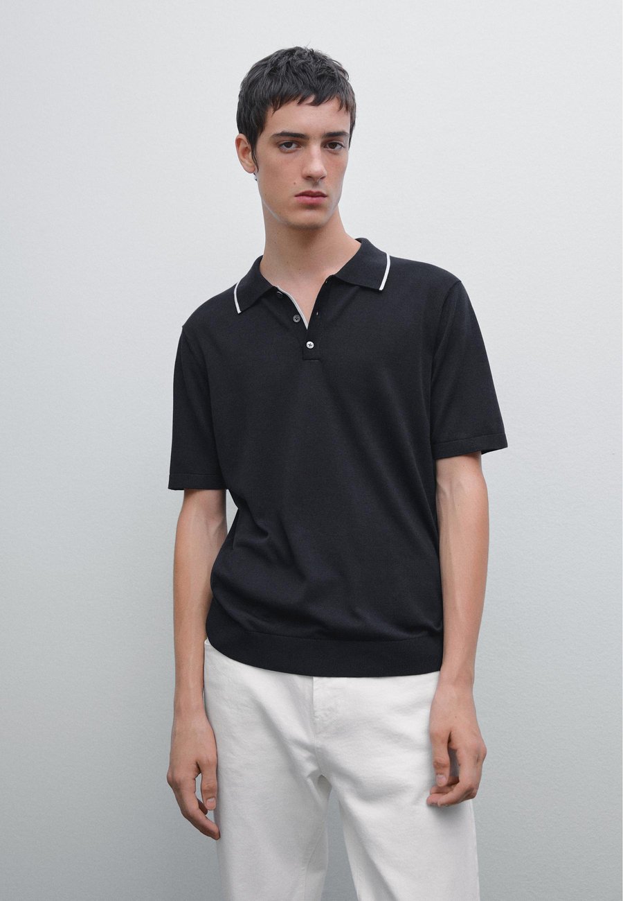 Поло Massimo Dutti POLO NECK SHORT SLEEVE, Dark Blue
Поло Massimo Dutti POLO NECK SHORT SLEEVE, Dark Blue
