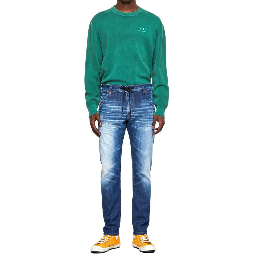 Джинсы мужские синие DIESEL
Джинсы мужские синие DIESEL