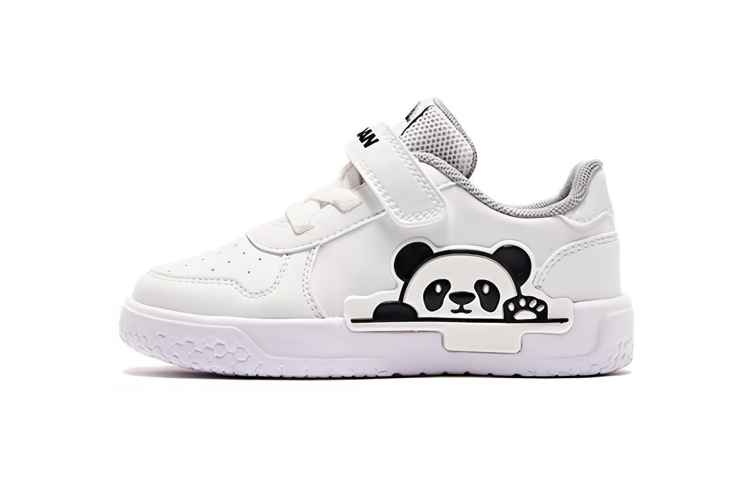 QIAODAN Низкие амортизирующие туфли для малышей белого и черного цвета для младенцев и малышей
QIAODAN Низкие амортизирующие туфли для малышей белого и черного цвета для младенцев и малышей