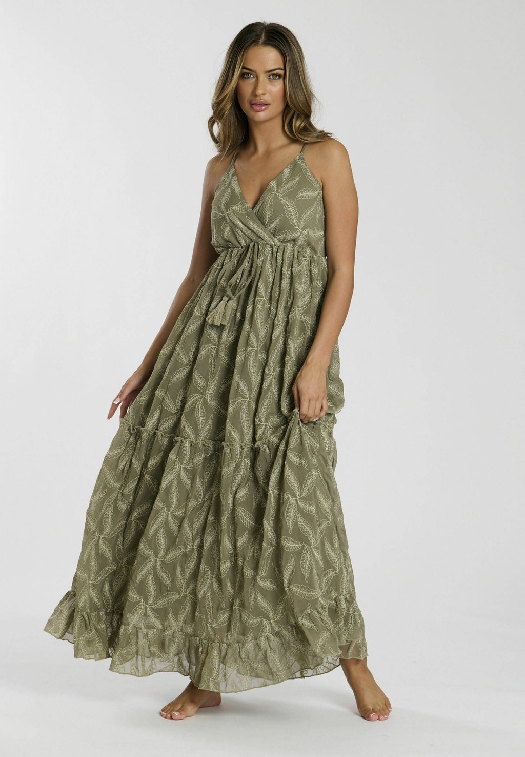 Платье макси EMBROIDERED South Beach, хаки
Платье макси EMBROIDERED South Beach, хаки