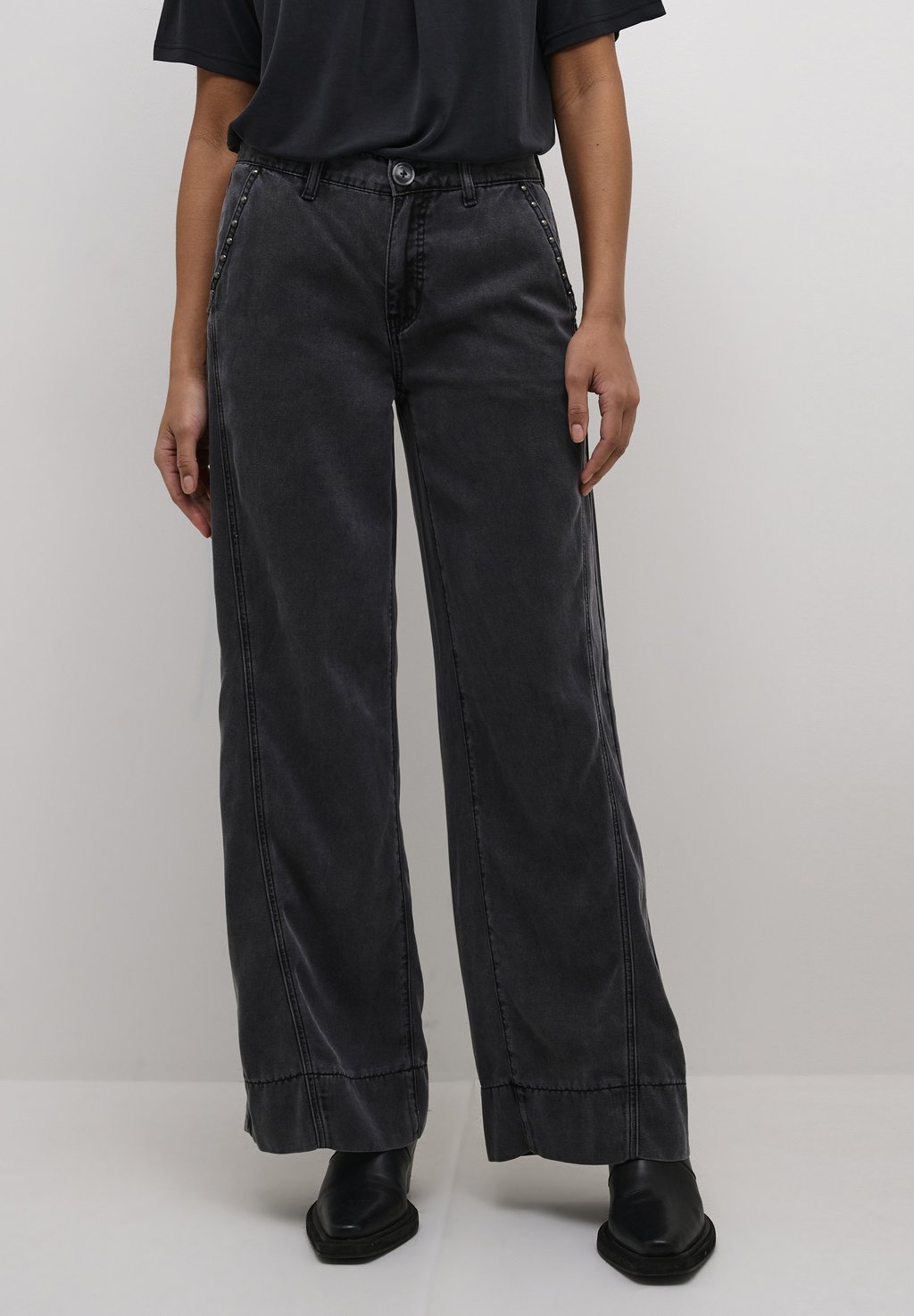 Расклешенные джинсы CARITA Culture, черный
Расклешенные джинсы CARITA Culture, черный