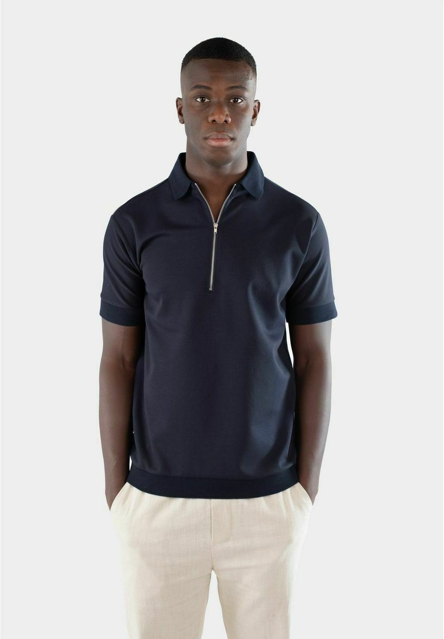 Поло CISZERE LAY HALF ZIP , Navy/Blue, Синий, Поло CISZERE LAY HALF ZIP , Navy/Blue
Поло CISZERE LAY HALF ZIP , Navy/Blue, Синий, Поло CISZERE LAY HALF ZIP , Navy/Blue