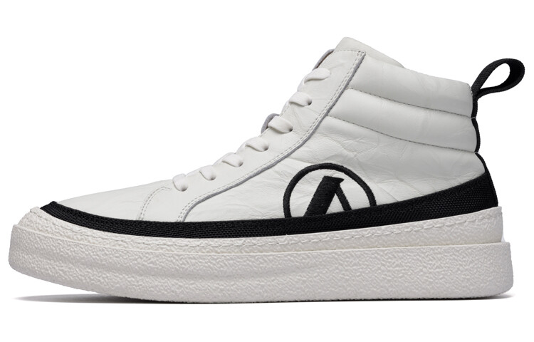 Стильные мужские кеды для скейтбординга с высоким верхом
Стильные мужские кеды для скейтбординга с высоким верхом