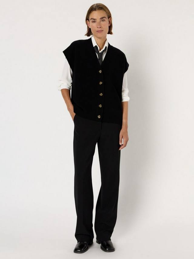 Топ Eglea с вязаными пуговицами Gerard Darel, Black
Топ Eglea с вязаными пуговицами Gerard Darel, Black