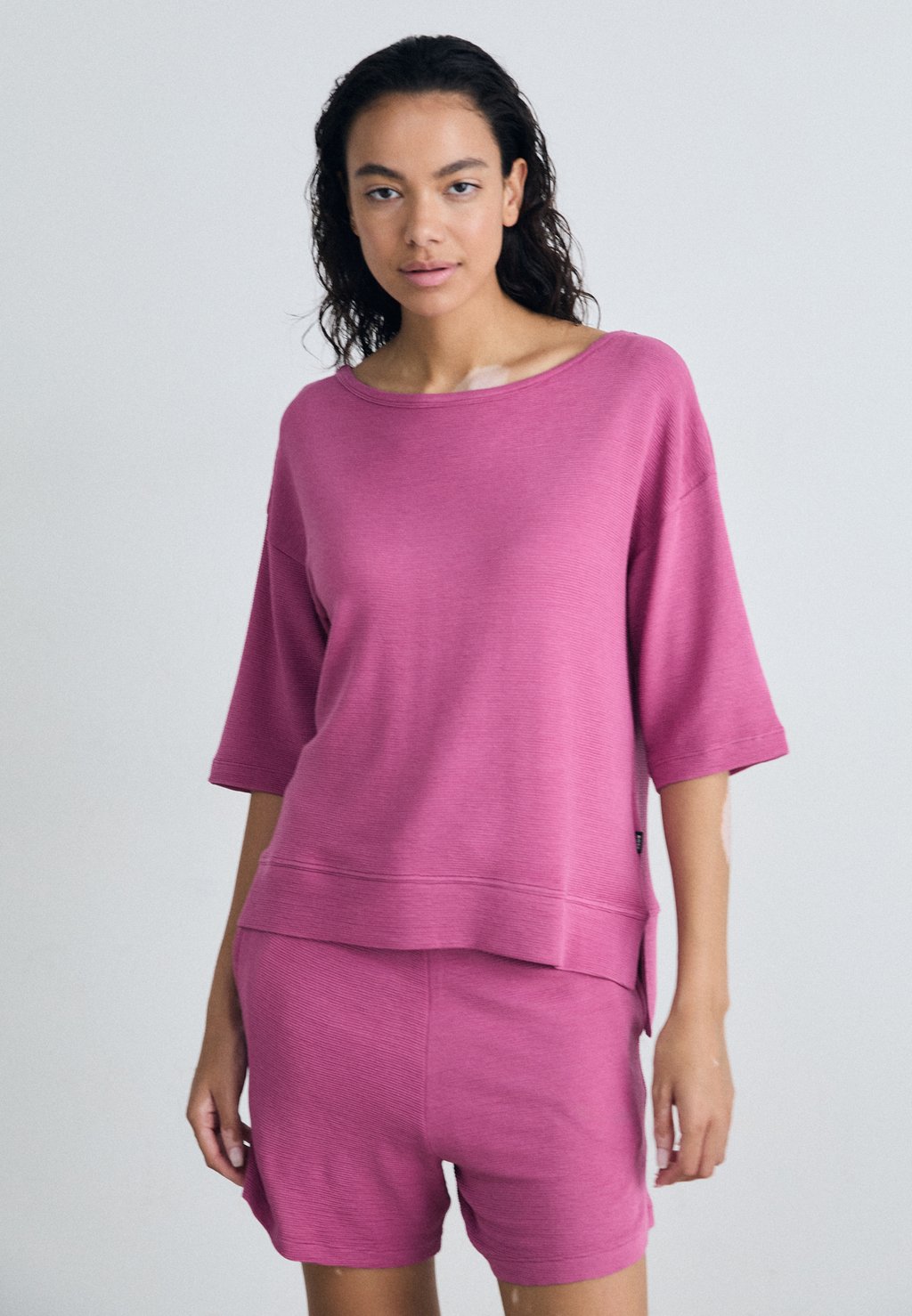 Верх пижамы OTTOMAN BOSS, фиолетовый
Верх пижамы OTTOMAN BOSS, фиолетовый