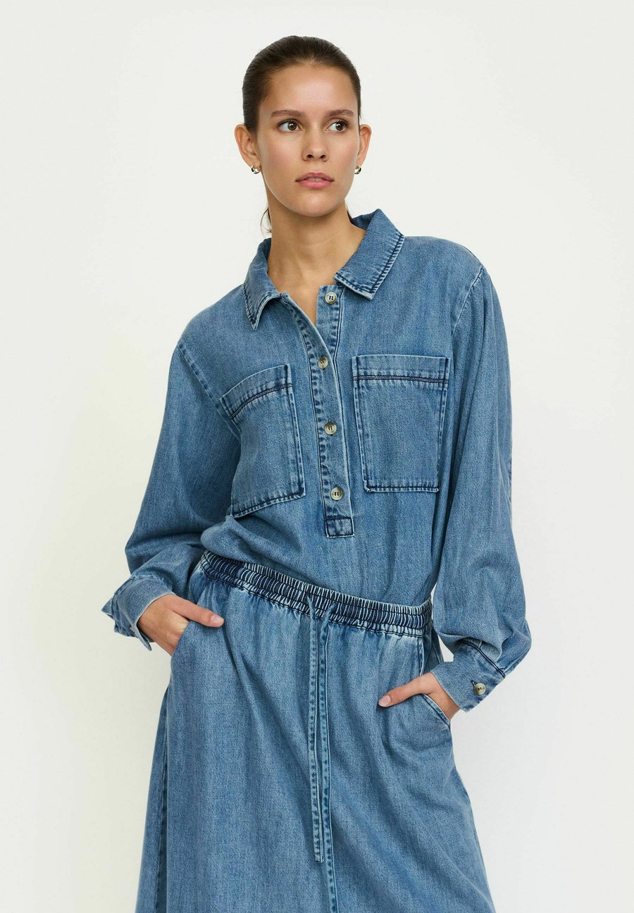Блуза Soft Rebels Blouse, Dark Blue Denim/Dark Blue
Блуза Soft Rebels Blouse, Dark Blue Denim/Dark Blue
