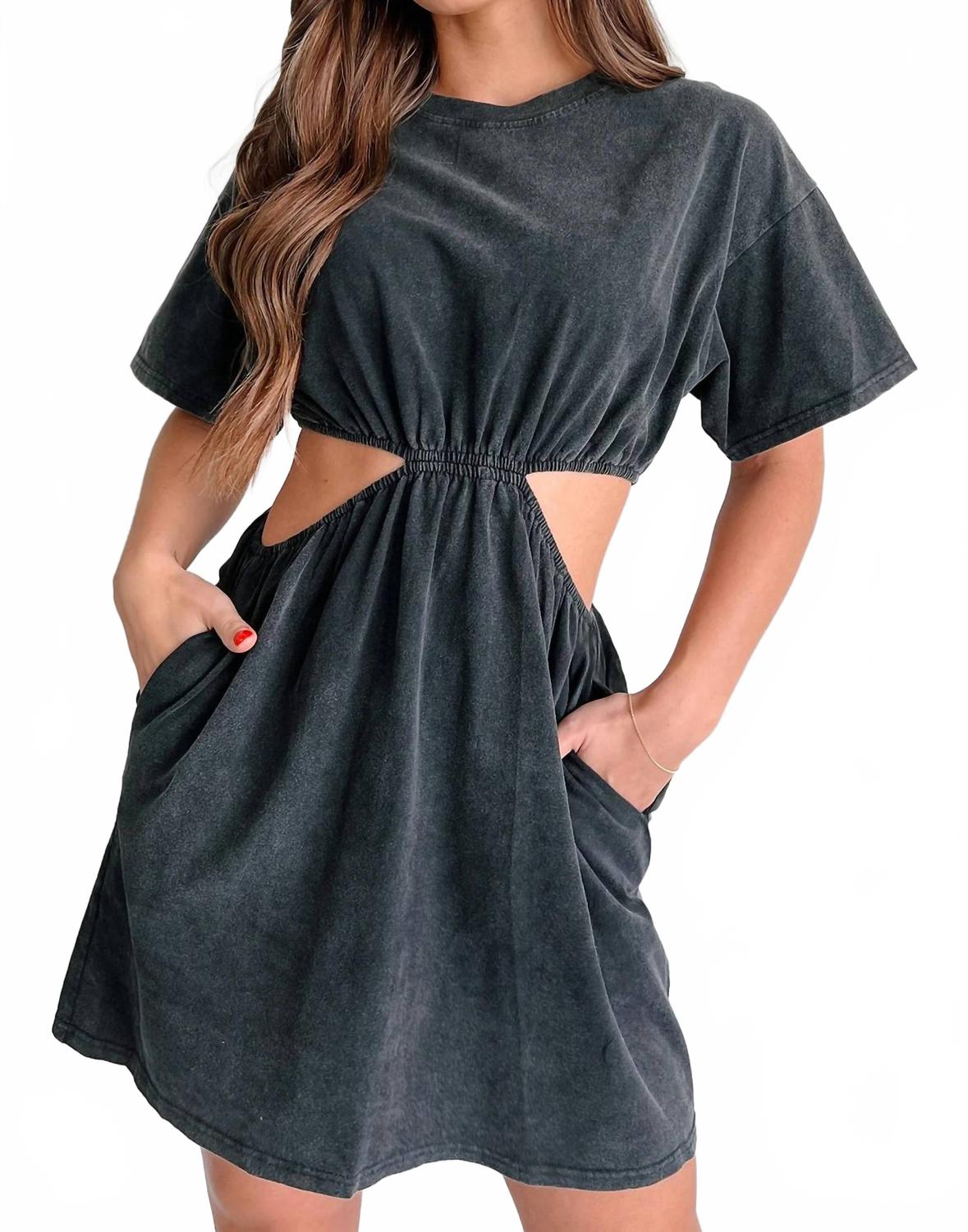 Рен Платье в цвете угольный Heyson, Charcoal
Рен Платье в цвете угольный Heyson, Charcoal