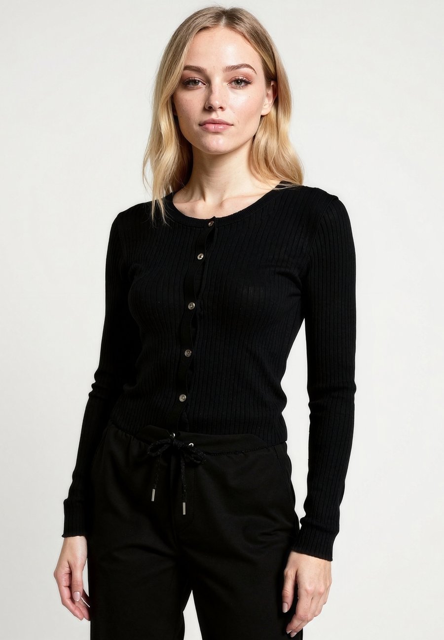 Кардиган Blue Seven ESSENTIALS, Schwarz/Black
Кардиган Blue Seven ESSENTIALS, Schwarz/Black