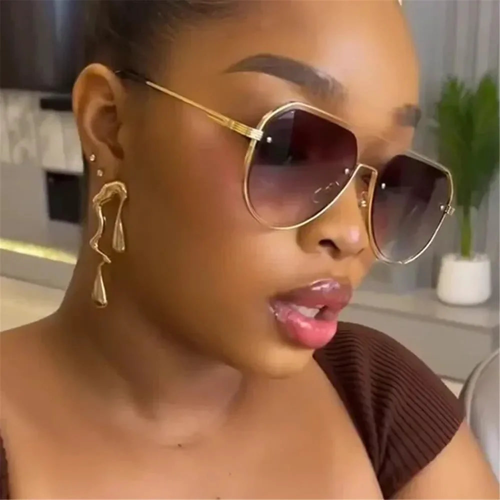 Солнцезащитные очки UV400 с металлическими двойными перемычками в стиле панк, для женщин и мужчин, для бега и занятий спортом на открытом воздухе UYPTK, Gold Black
Солнцезащитные очки UV400 с металлическими двойными перемычками в стиле панк, для женщин и мужчин, для бега и занятий спортом на открытом воздухе UYPTK, Gold Black