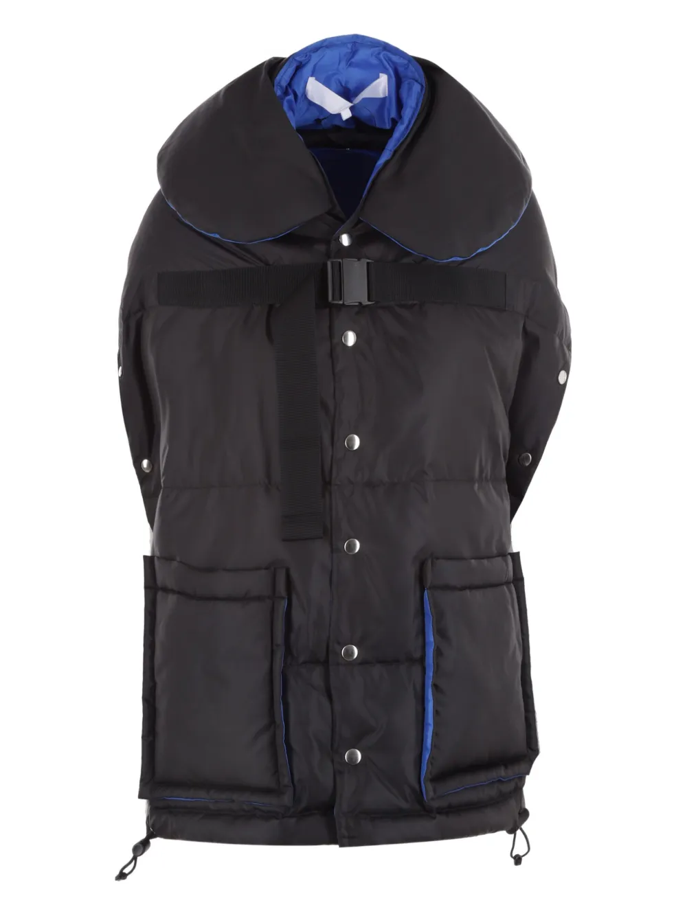 Дутый кейп на кнопках Comme des Garçons TAO, черный
Дутый кейп на кнопках Comme des Garçons TAO, черный