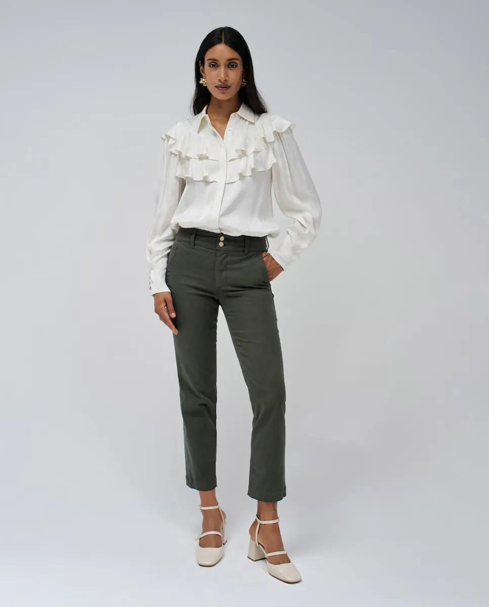 Джинсы женские чиносы с завышенной талией, укороченные, узкие Salsa Jeans, зеленый
Джинсы женские чиносы с завышенной талией, укороченные, узкие Salsa Jeans, зеленый