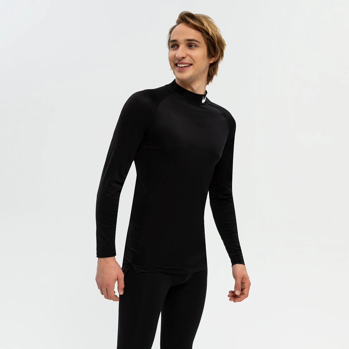 Футболка Nike Tight Mock, черный
Футболка Nike Tight Mock, черный