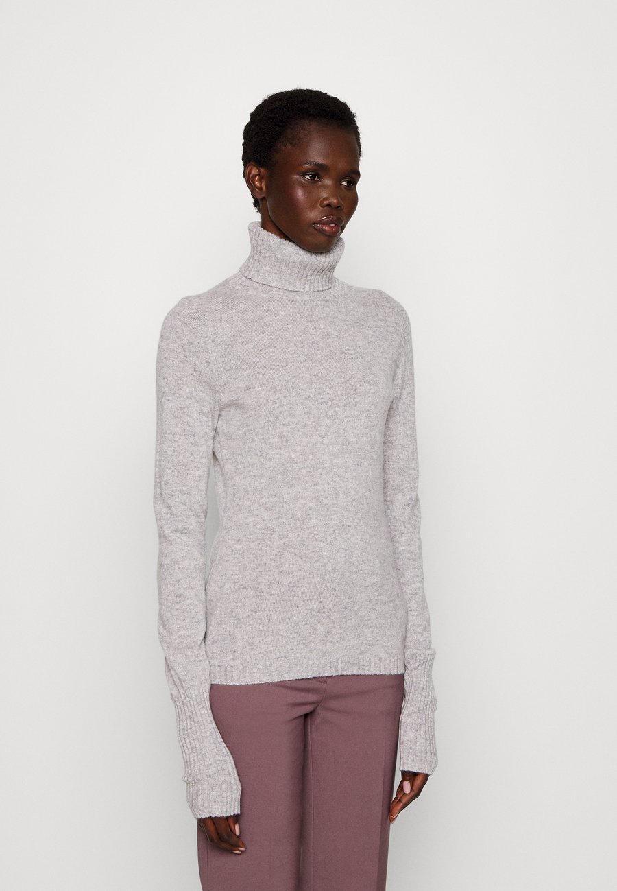 Джемпер FTC Cashmere Jumper, Silver Stone/Grey
Джемпер FTC Cashmere Jumper, Silver Stone/Grey