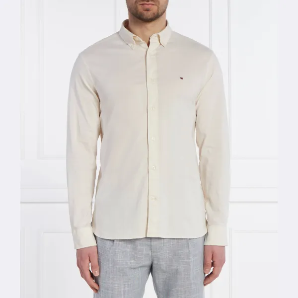Оксфордская рубашка 1985 года стандартной посадки Tommy Hilfiger, экрю
Оксфордская рубашка 1985 года стандартной посадки Tommy Hilfiger, экрю