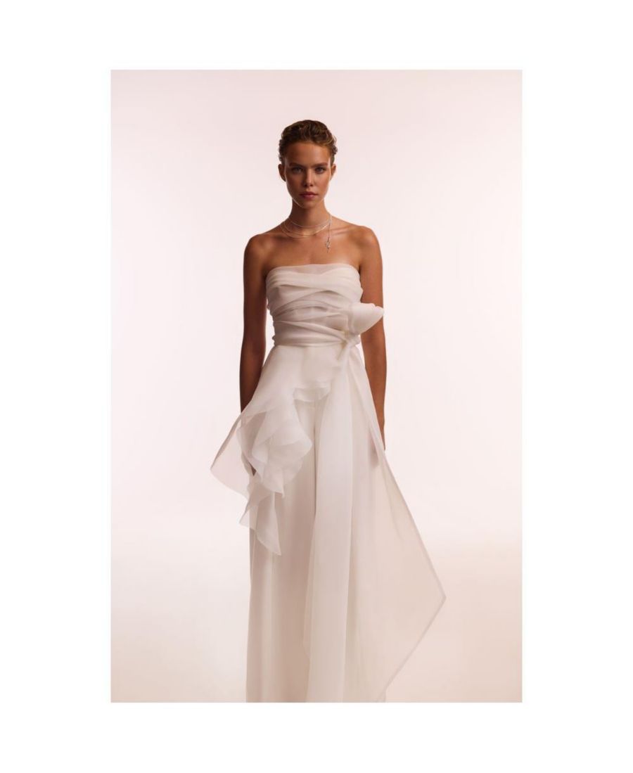 Женская блузка с открытыми плечами и оборками из меренги Milla, White
Женская блузка с открытыми плечами и оборками из меренги Milla, White