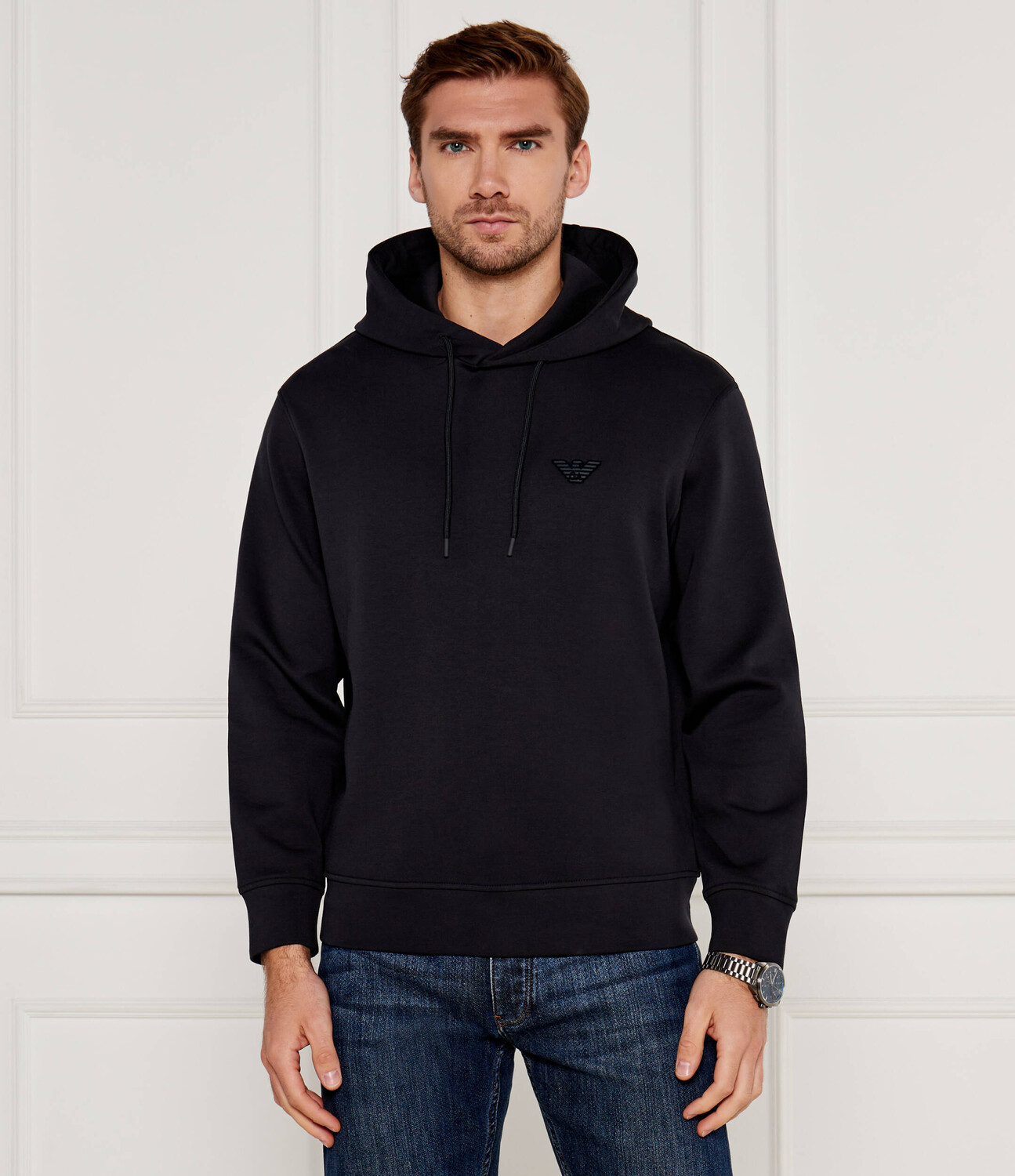 Толстовка Emporio Armani Regular Fit, темно-синий
Толстовка Emporio Armani Regular Fit, темно-синий