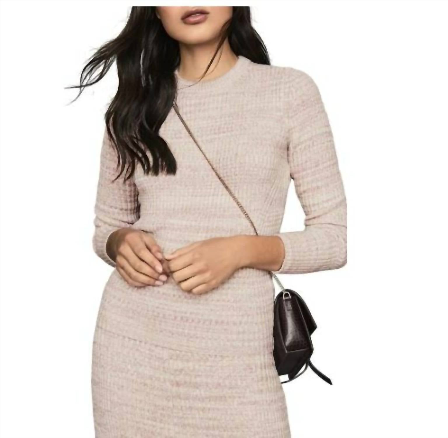 Suri Нейтральный эластичный ребристый свитер с круглым вырезом в розовом цвете Reiss
Suri Нейтральный эластичный ребристый свитер с круглым вырезом в розовом цвете Reiss