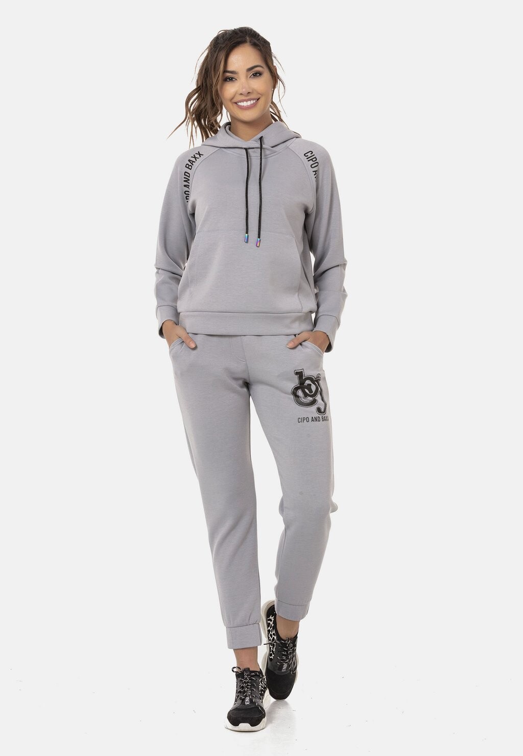 Спортивный костюм Cipo & Baxx
Спортивный костюм Cipo & Baxx