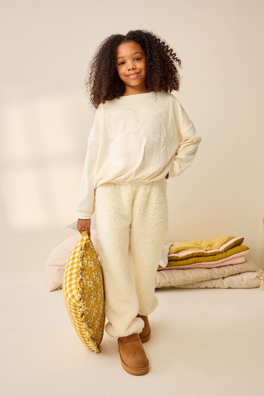 Уютная флисовая пижама (3 16 лет) Next, бежевый
Уютная флисовая пижама (3 16 лет) Next, бежевый