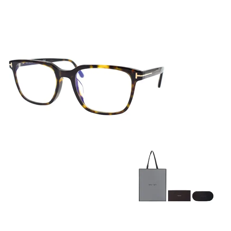 TOM FORD Овальные очки в черепаховой оправе, Tortoiseshell
TOM FORD Овальные очки в черепаховой оправе, Tortoiseshell