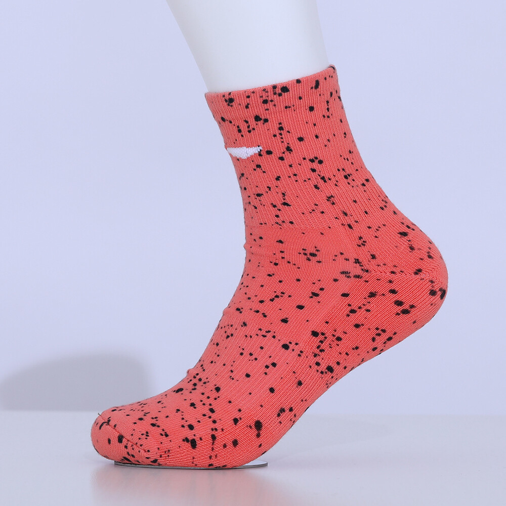 Мужские носки выше колена Lining
Мужские носки выше колена Lining