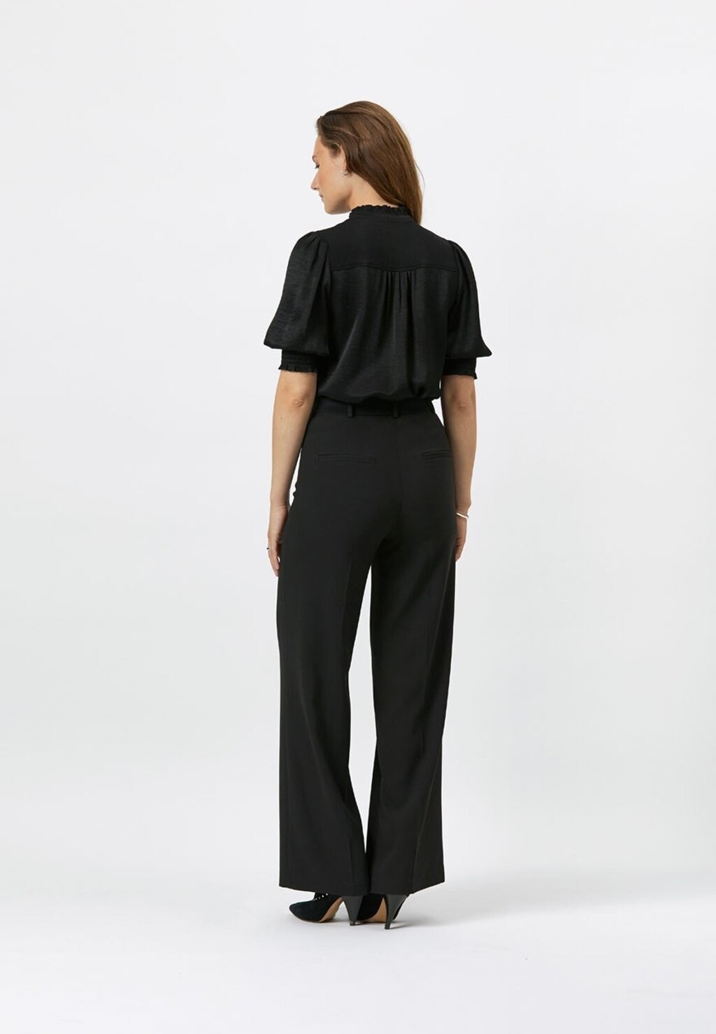 Брюки LUCA WIDE LEG Dante6, черный
Брюки LUCA WIDE LEG Dante6, черный