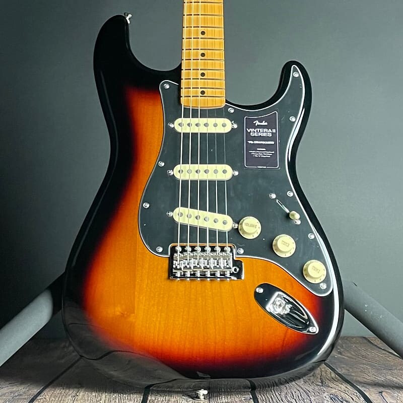 Электрогитара Fender Vintera II '70s Stratocaster, Maple Fingerboard- 3-Color Sunburst
Электрогитара Fender Vintera II '70s Stratocaster, Maple Fingerboard- 3-Color Sunburst