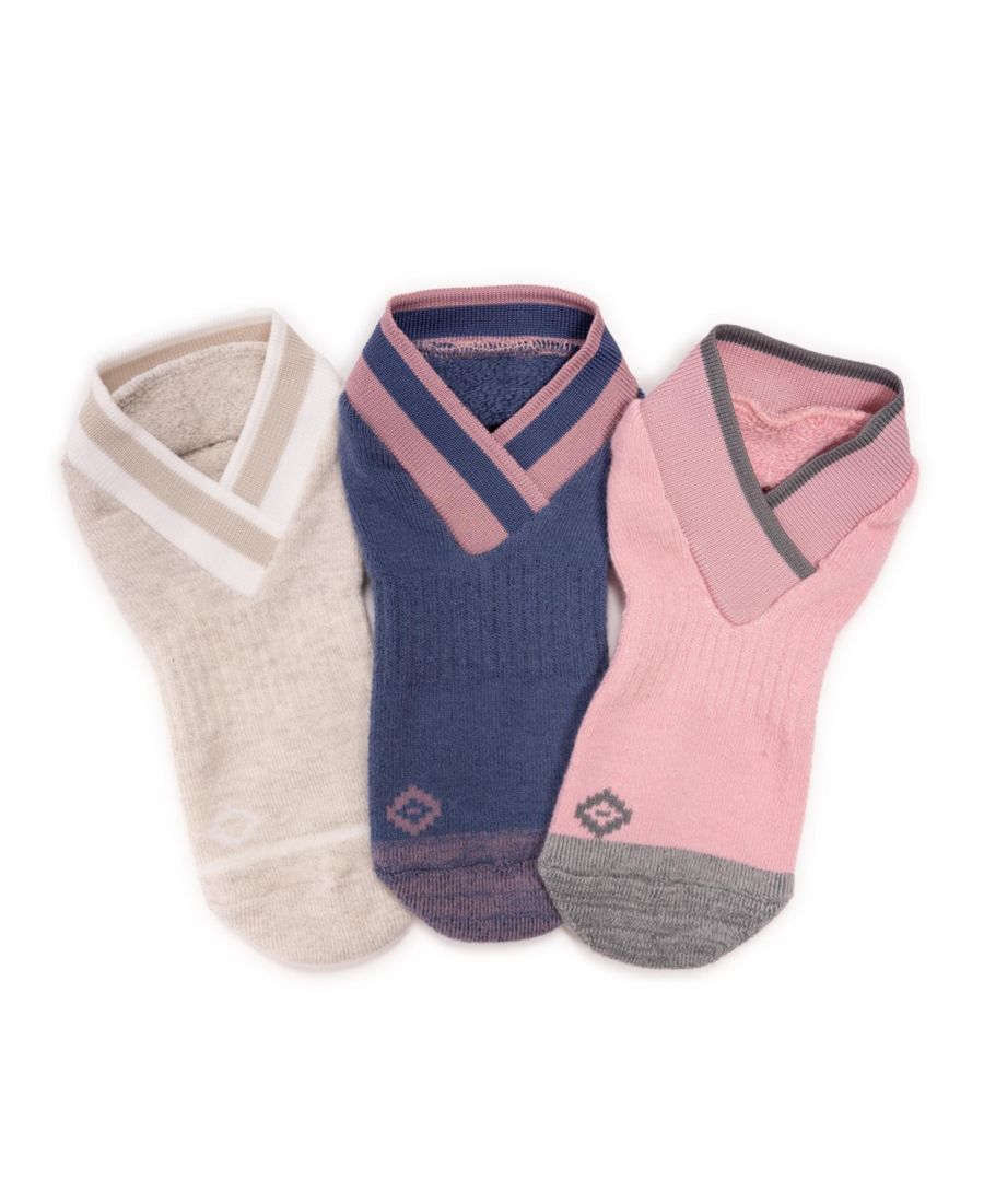 Женские студийные носки - упаковка из 3 пар MUK LUKS, Bloom/blue pack
Женские студийные носки - упаковка из 3 пар MUK LUKS, Bloom/blue pack