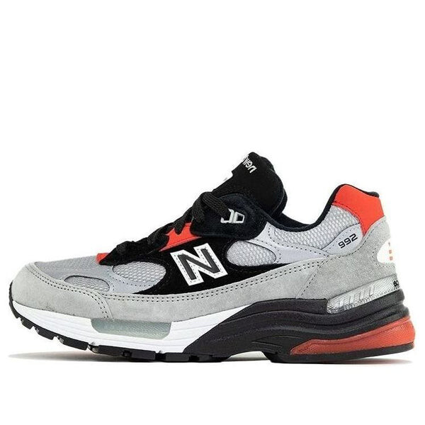 Кроссовки dtlr x 992 сделано в сша New Balance, серый
Кроссовки dtlr x 992 сделано в сша New Balance, серый