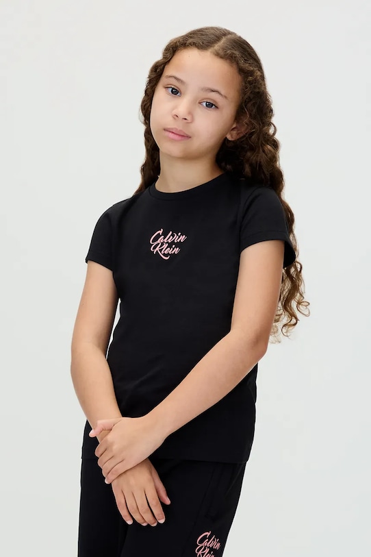 Детская футболка Calvin Klein Jeans, черный
Детская футболка Calvin Klein Jeans, черный