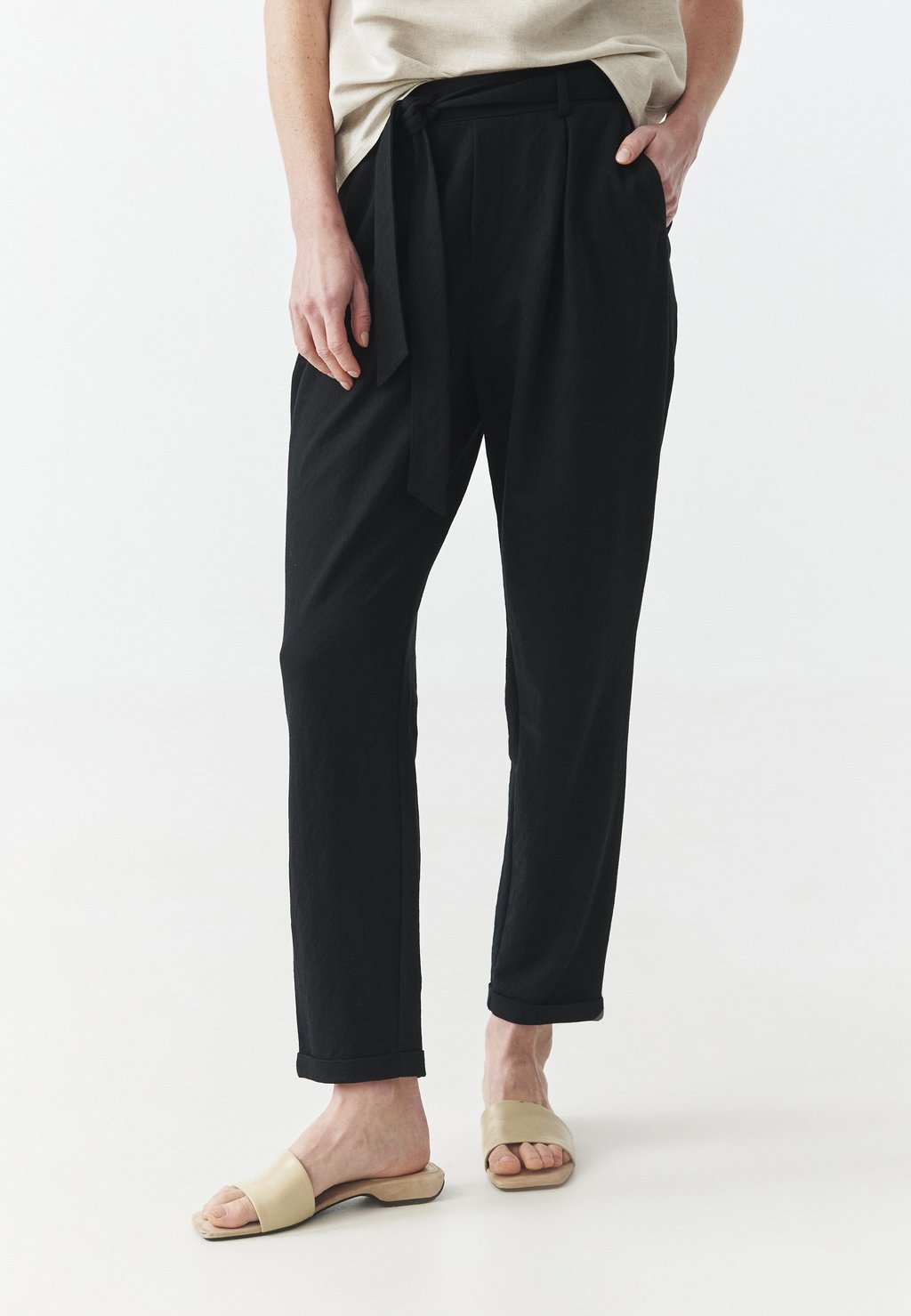 Брюки ZAMIRIA TATUUM, черный
Брюки ZAMIRIA TATUUM, черный