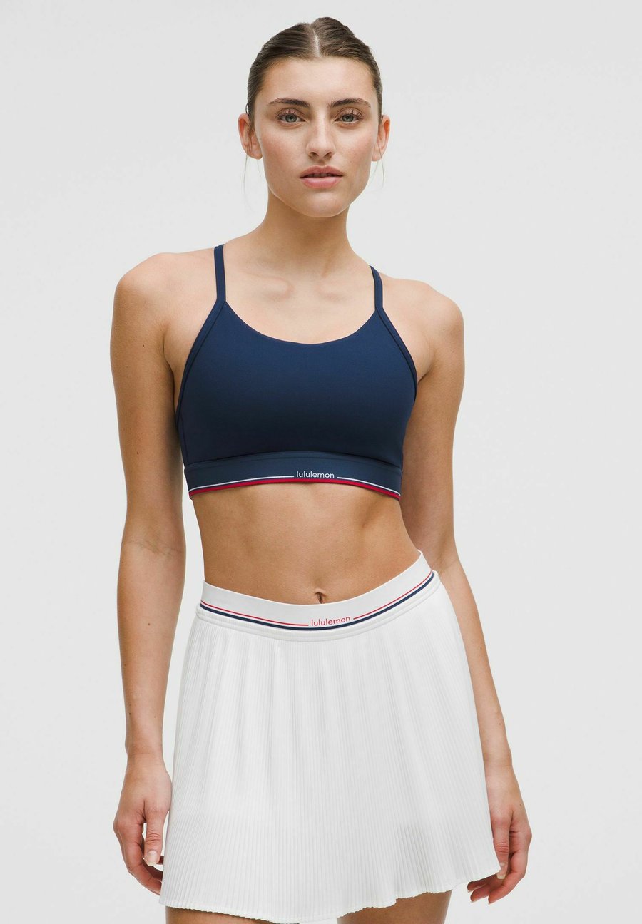 Бюстгальтер lululemon FLOW Y MID-SUPPORT LOGO, Club Blue/Blue
Бюстгальтер lululemon FLOW Y MID-SUPPORT LOGO, Club Blue/Blue