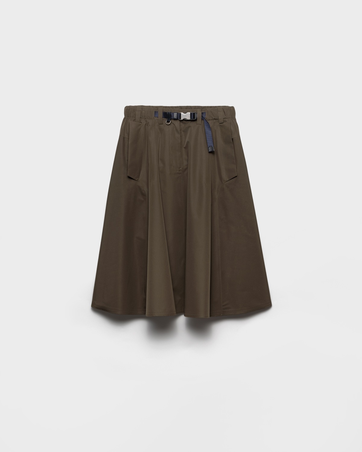 Юбка-солнце из технической ткани Prada, камуфляжный зеленый
Юбка-солнце из технической ткани Prada, камуфляжный зеленый